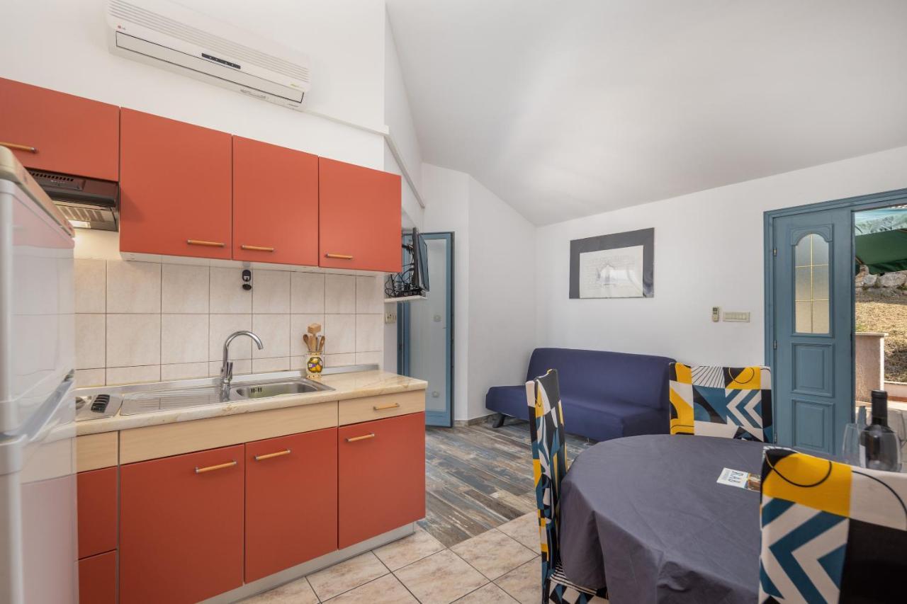 Apartment Sandra Supetarska Draga Bagian luar foto